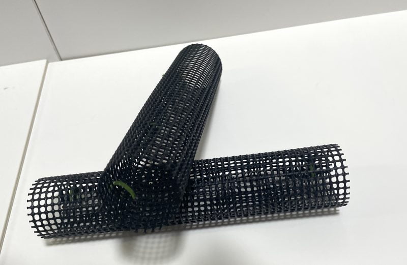デュビアの隠れ家として利用する鉢底ネット